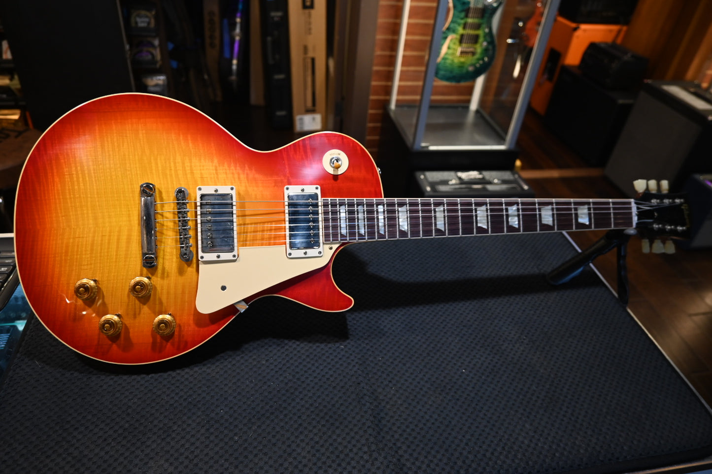 Gibson Custom Shop 1959 Les Paul Standard Reissue VOS - Washed Cherry Sunburst Guitar #1554 - Danville Music