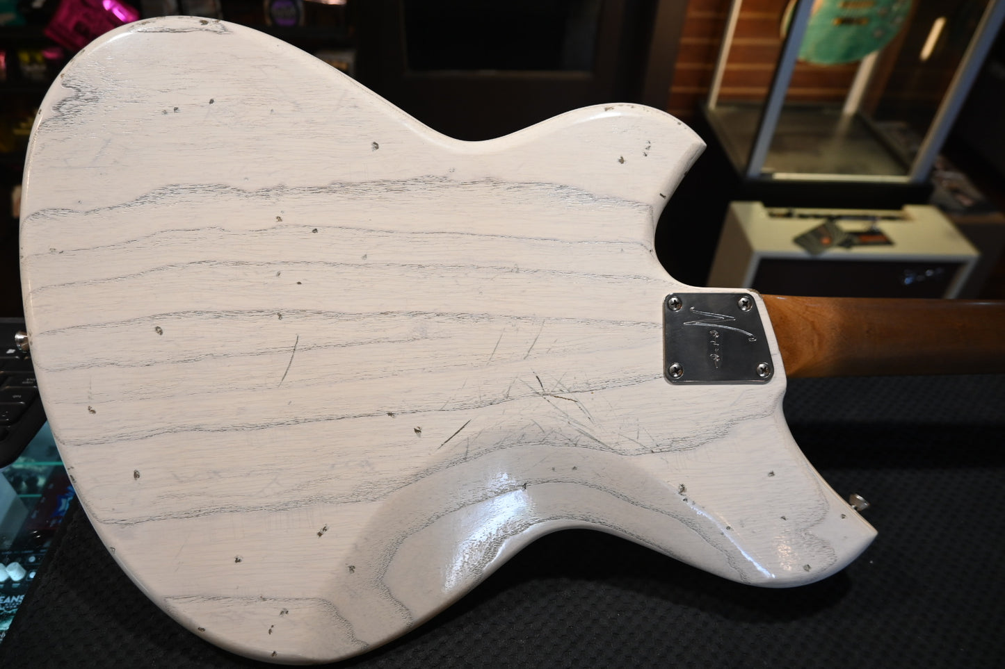 Novo Nucleus Miris J - Mary Kaye White Guitar #6188 - Danville Music