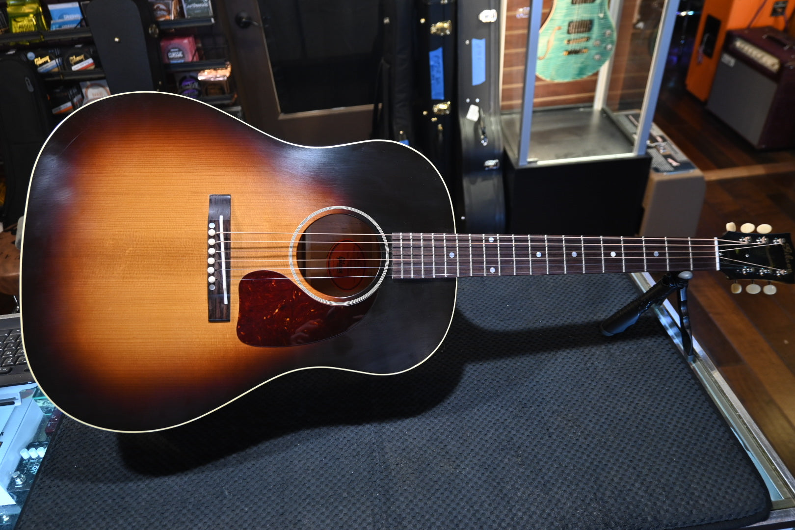 Gibson Custom Shop 194 Banner J-45 2025 - Vintage Sunburst Guitar #5029 - Danville Music