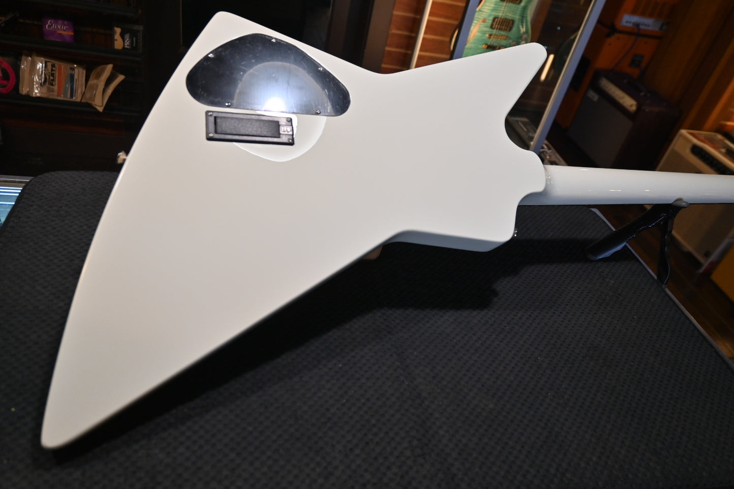 Epiphone Explorer ‘80s EMG - Classic White Guitar #1439 - Danville Music