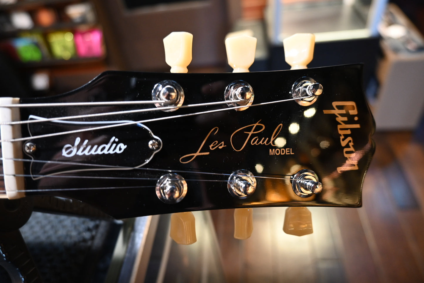 Gibson Les Paul Studio 2024 - Wine Red Guitar #0267 - Danville Music