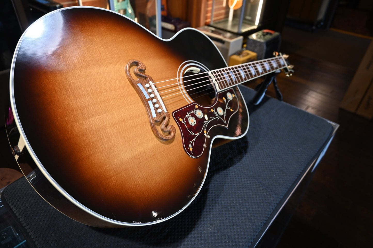 Gibson SJ-200 Standard 2018 - Tri Burst Guitar #7010 - Danville Music