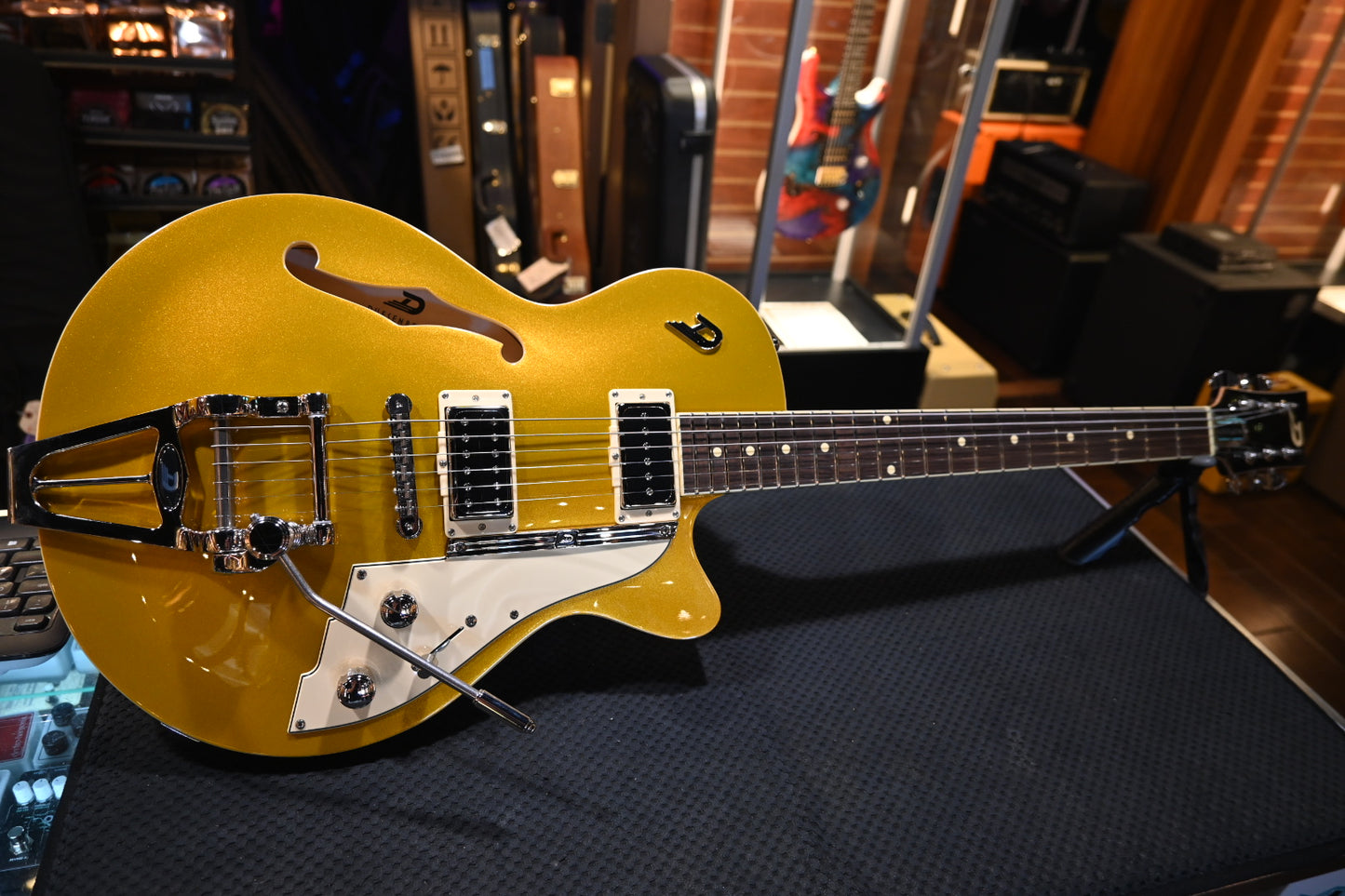 Duesenberg Starplayer TV - Gold Top Guitar #3272