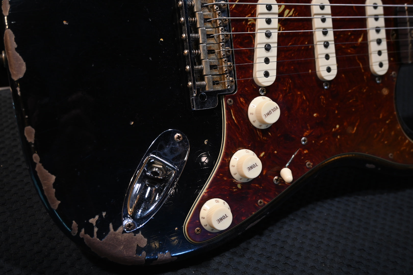 Fender Custom Shop LTD 1961 Stratocaster Heavy Relic Aged Black over 3 Color Sunburst Guitar 0234 Danville Music