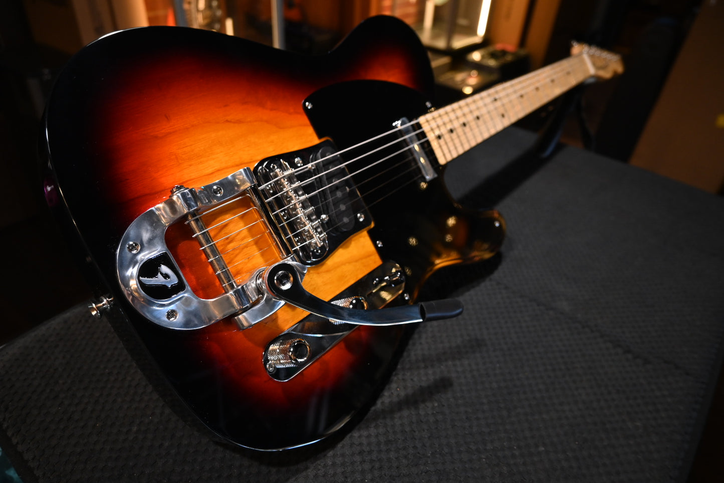Fender Custom Shop 1952 Telecaster Bigsby NOS - 3-Color Sunburst Guitar #6551