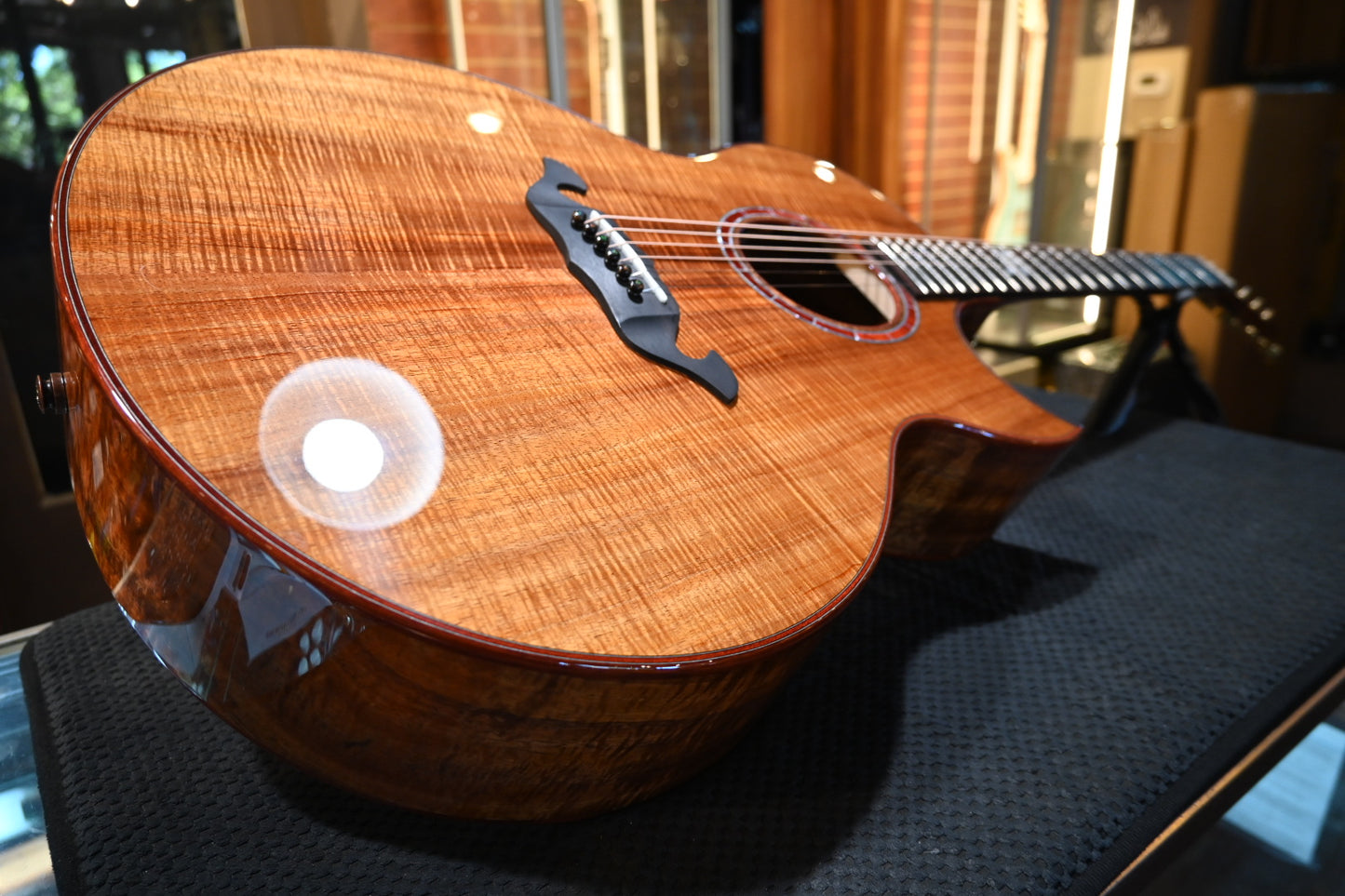 Taylor Custom Jumbo Koa/Koa Catch #6 - Natural Guitar #6092
