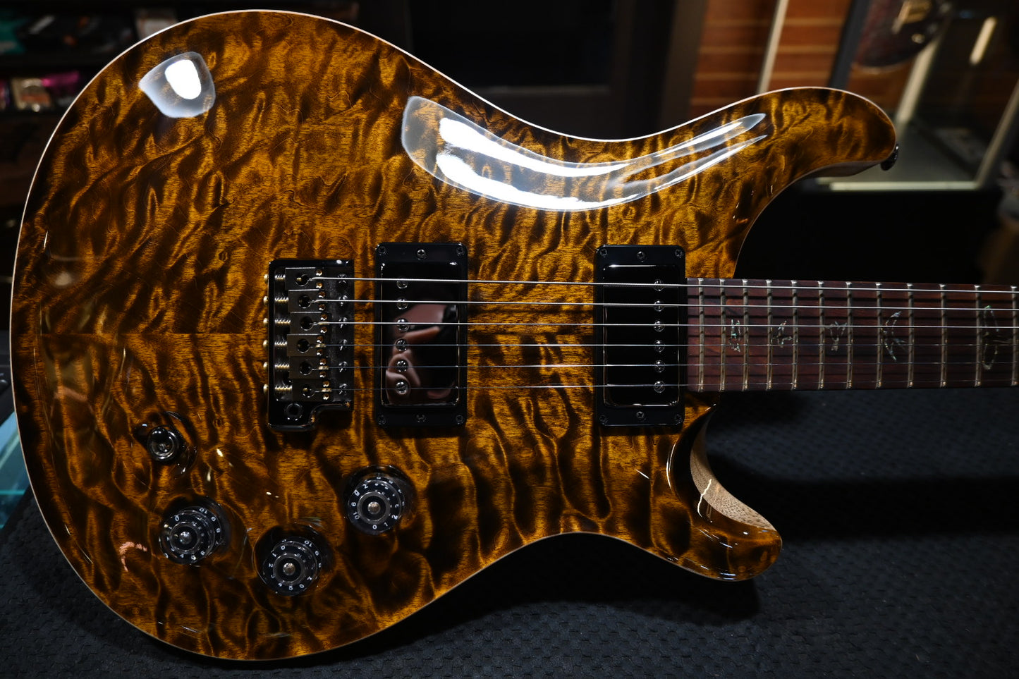 PRS Wood Library DGT 10-Top Quilt - Yellow Tiger Guitar #2070