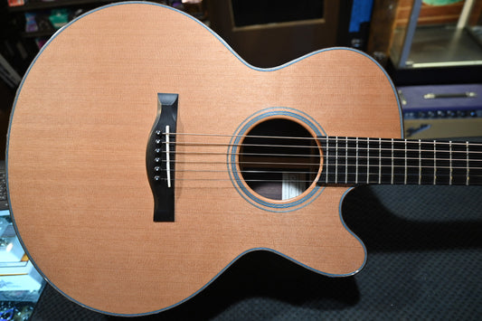 Santa Cruz Fingerstyle Model Orcas Island Cedar/Indian Rosewood Guitar #1431