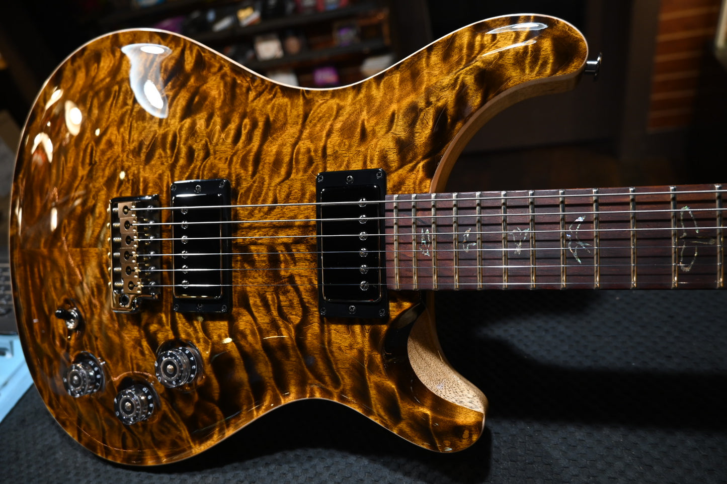 PRS Wood Library DGT 10-Top Quilt - Yellow Tiger Guitar #2070