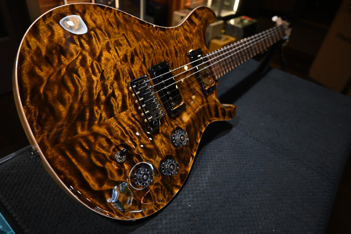 PRS Wood Library DGT 10-Top Quilt - Yellow Tiger Guitar #2070
