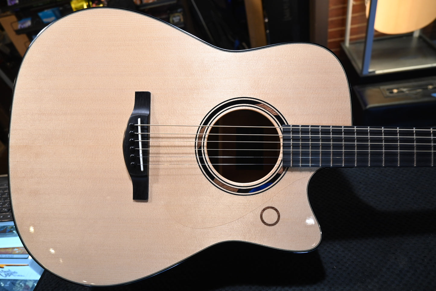 Yamaha TAG3 C TransAcoustic Guitar