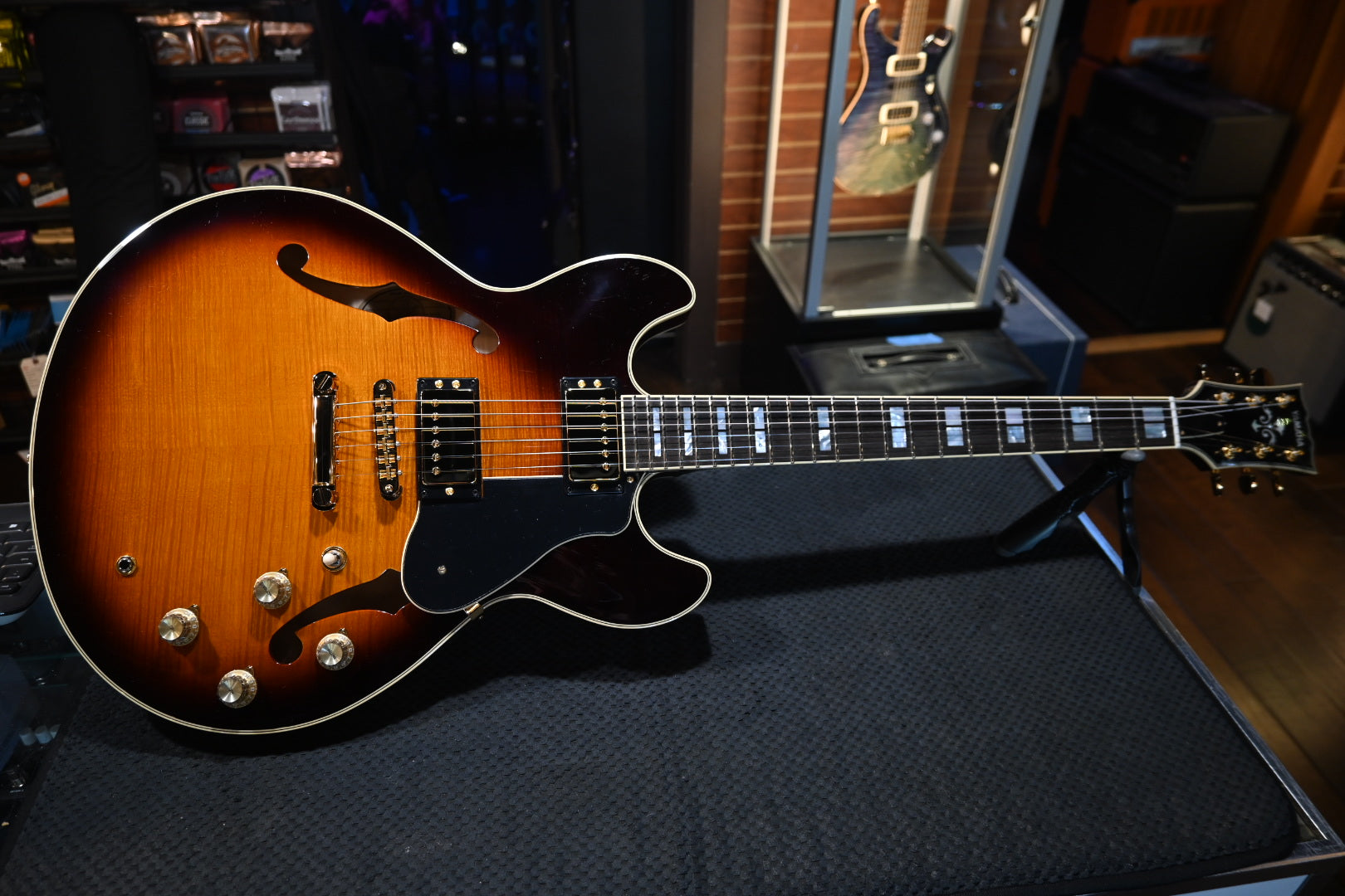 Yamaha SA2200 - Brown Sunburst Guitar #010E - Danville Music