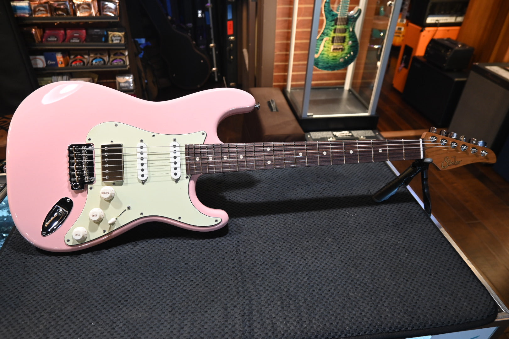 Suhr Mateus Asato Signature Classic S Antique - Shell Pink Guitar #0558