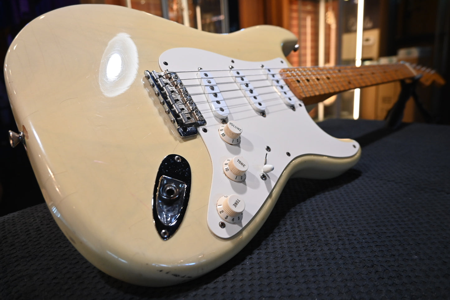 Fender Custom Shop 1956 Stratocaster NOS 2000 - White Blonde Guitar #1106