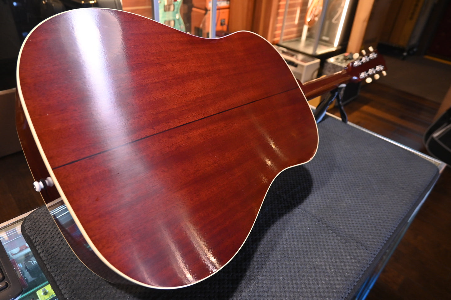 Gibson Custom Shop 194 Banner J-45 2025 - Vintage Sunburst Guitar #5029 - Danville Music
