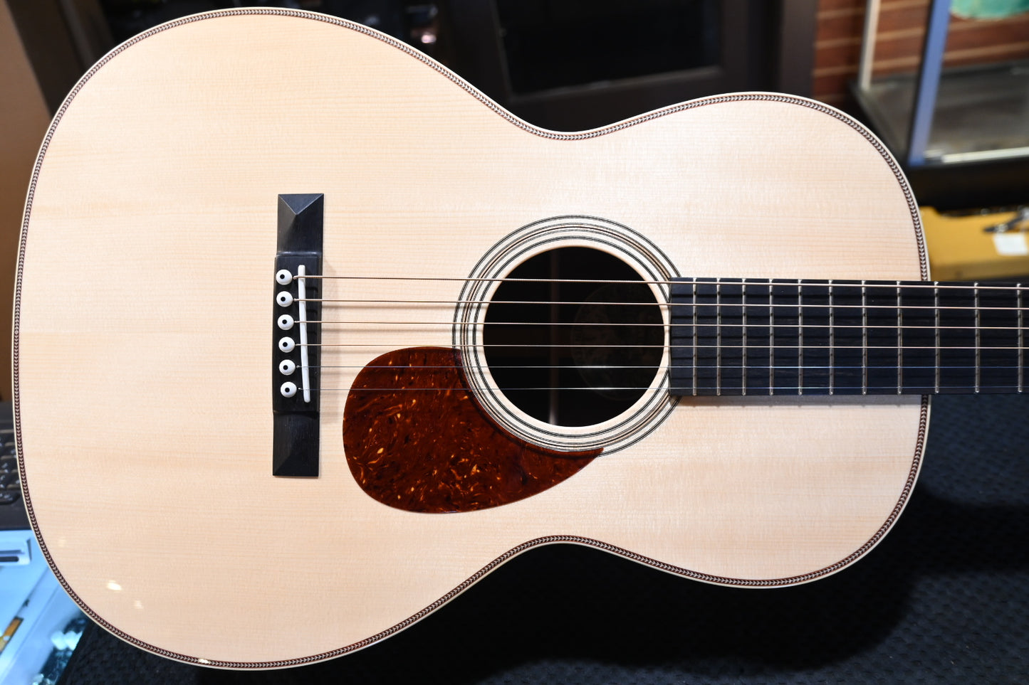 Collings OO2H T Adirondack Spruce/Indian Rosewood Guitar #6192 - Danville Music