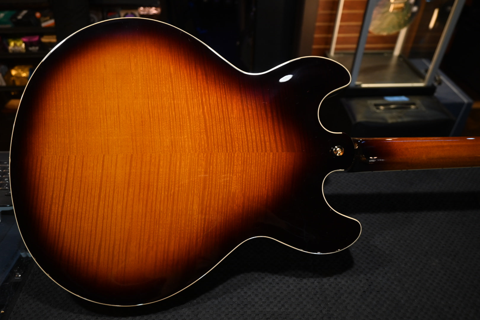 Yamaha SA2200 - Brown Sunburst Guitar #010E - Danville Music