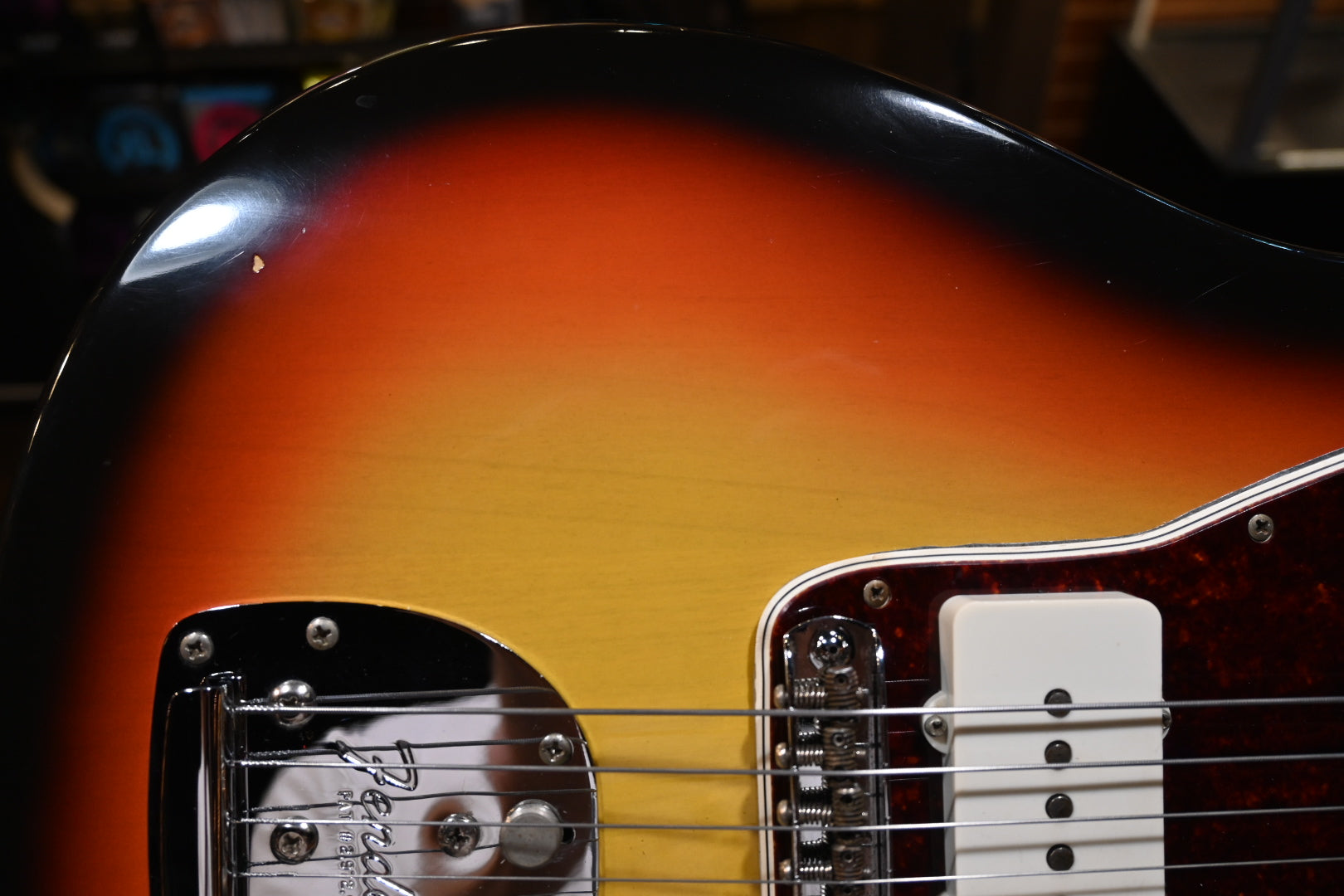 Fender Jazzmaster 1966 - 3-Color Sunburst Guitar #9922 PRE-OWNED - Danville Music