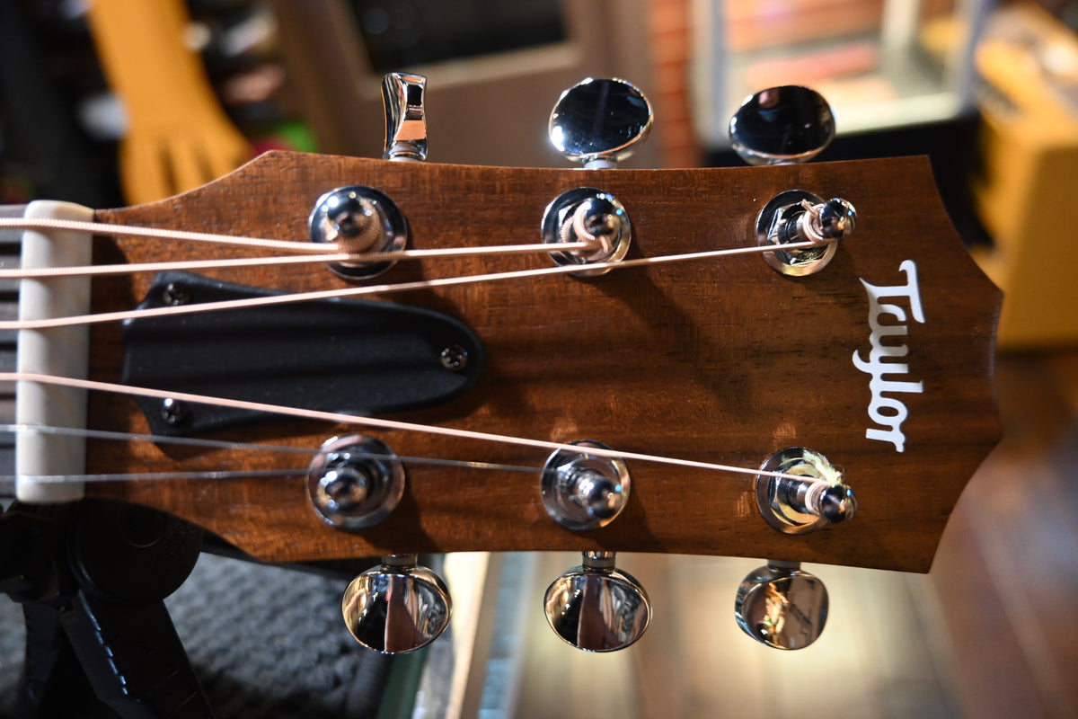 Taylor GS Mini Mahogany Guitar #6182