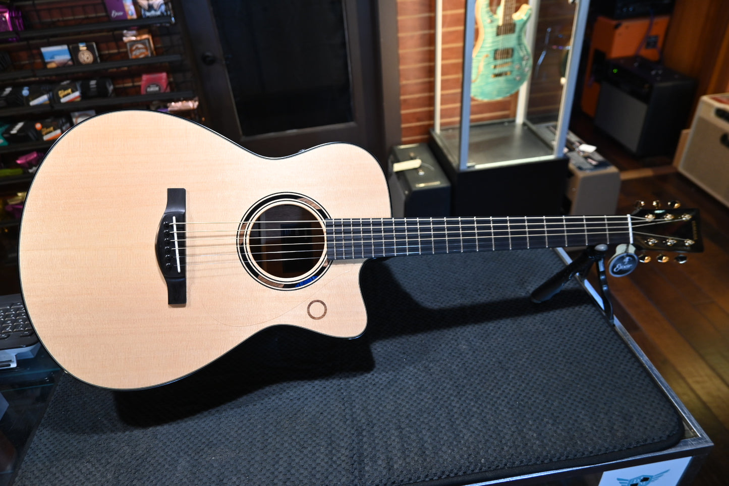 Yamaha TAS3 C - Natural Guitar #0157 - Danville Music