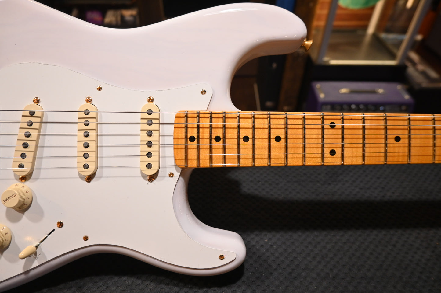 Fender Limited Edition American Vintage II 1957 Stratocaster - White Blonde Guitar #7911