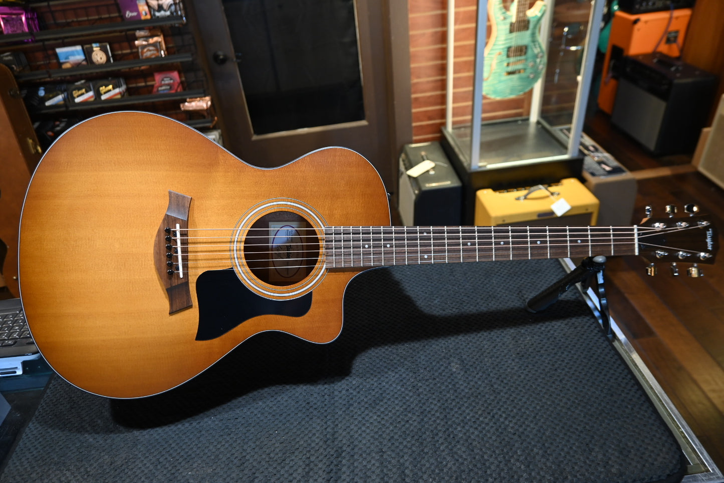 Taylor 112ce Special Edition - Honeyburst Guitar #6499