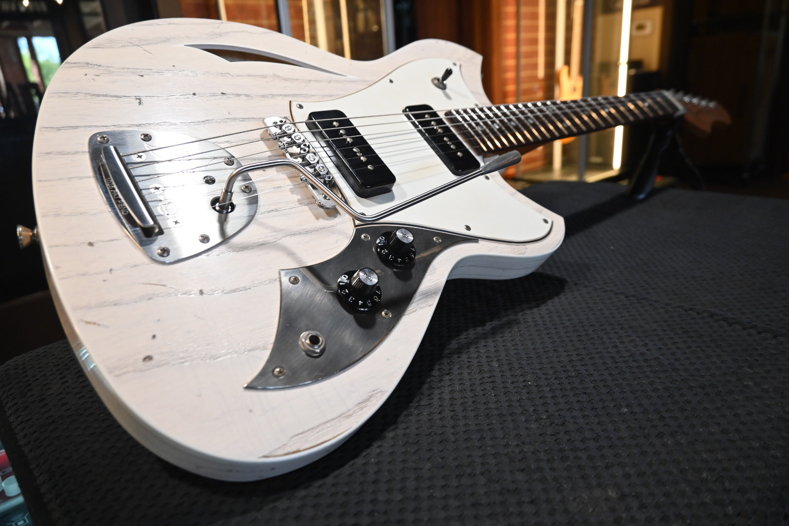 Novo Nucleus Miris J - Mary Kaye White Guitar #6188 - Danville Music