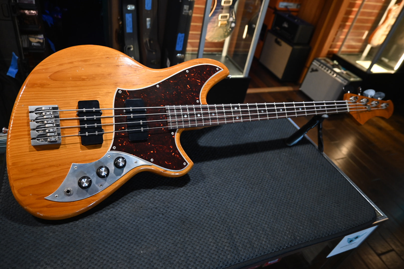 Novo Nucleus Ivorus Bass - Amber Bass #5415 - Danville Music