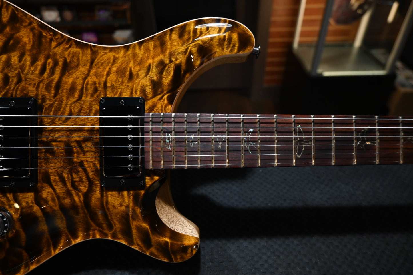 PRS Wood Library DGT 10-Top Quilt - Yellow Tiger Guitar #2070