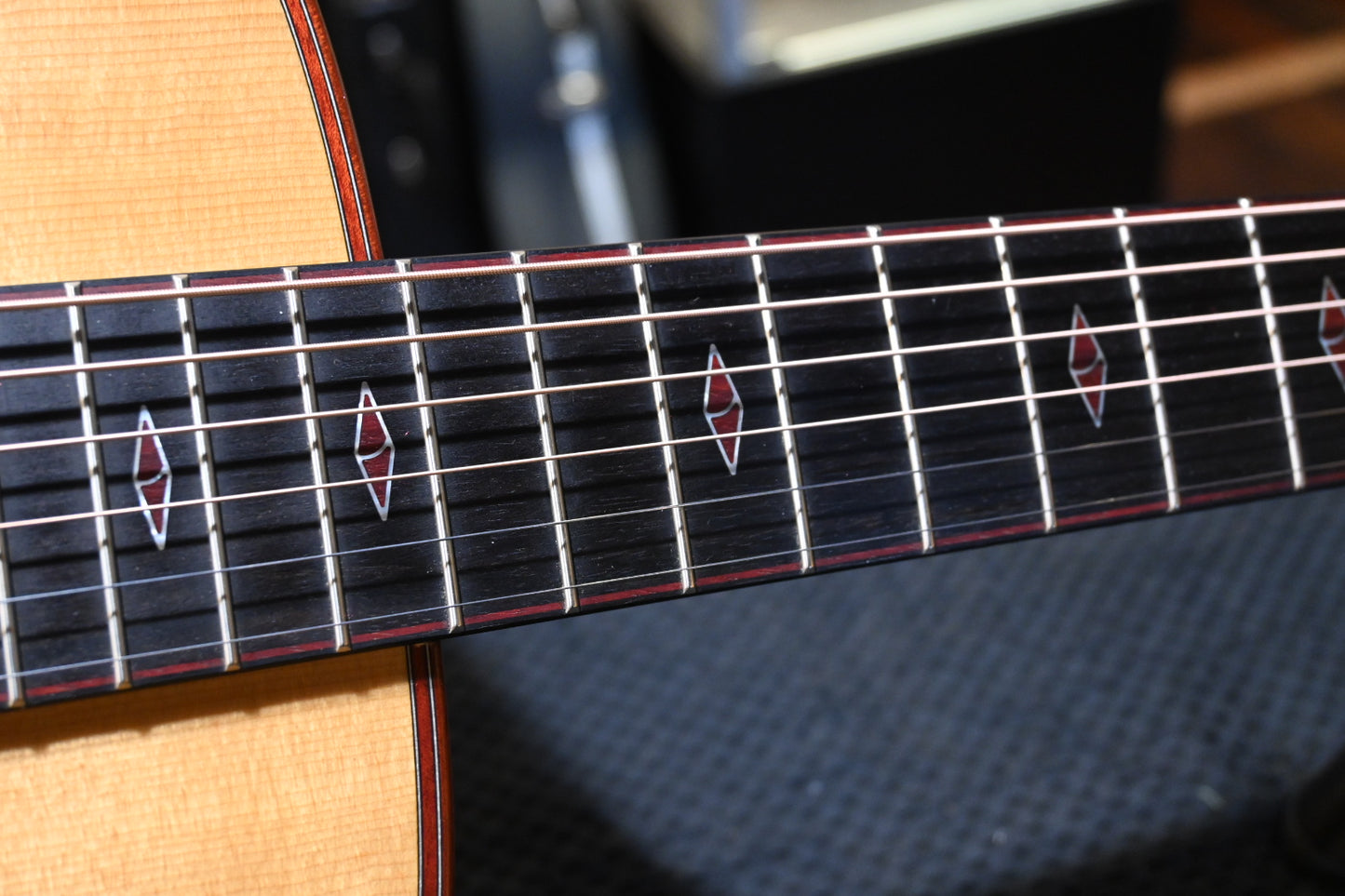 Taylor Custom GO Grand Orchestra Bearclaw Spruce/Indian Rosewood Catch #22 - Aged Toner Guitar #6094