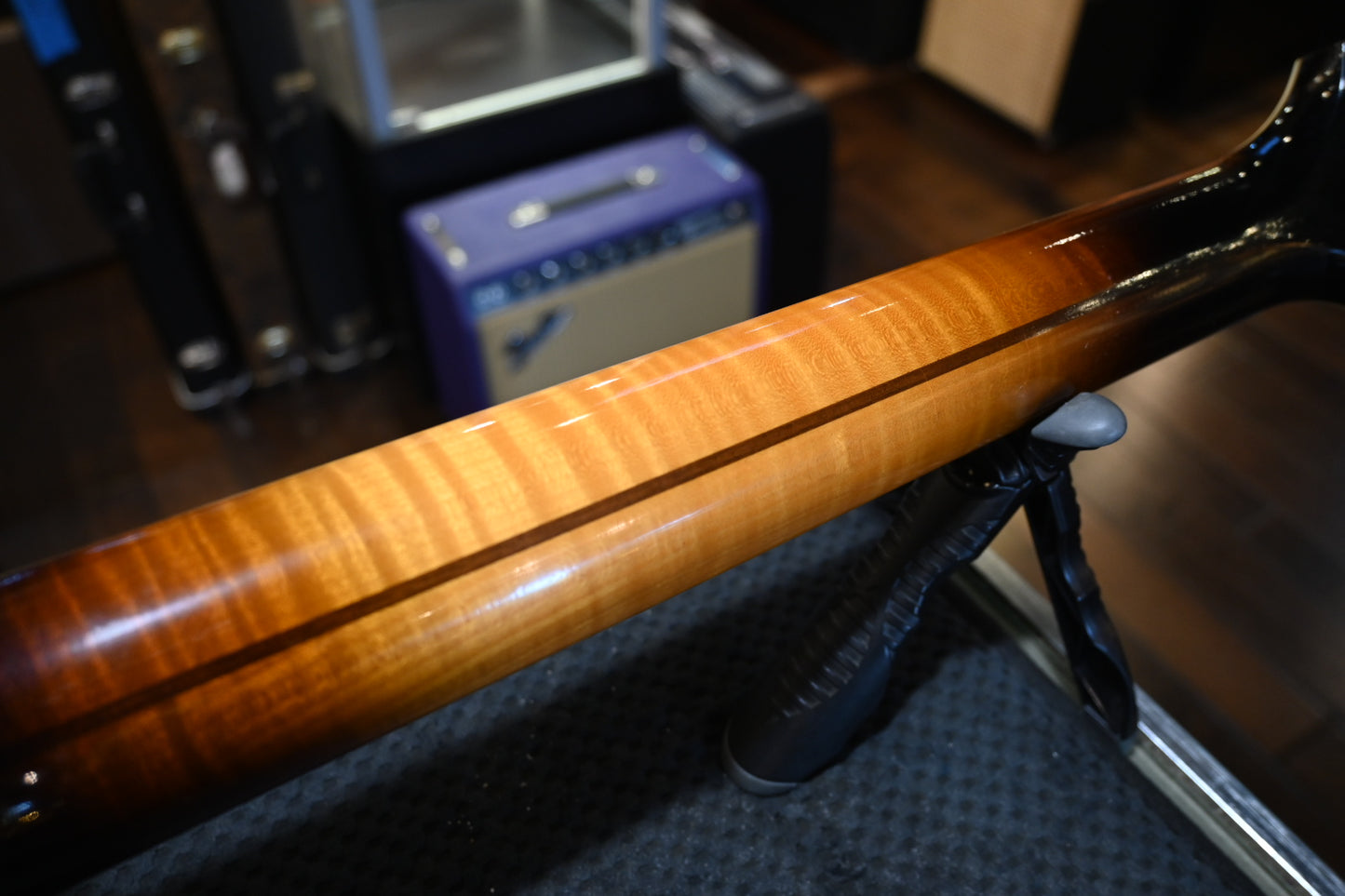 Gibson Custom Shop 1957 SJ-200 Murphy Lab Light Aged - Vintage Sunburst Guitar #4001