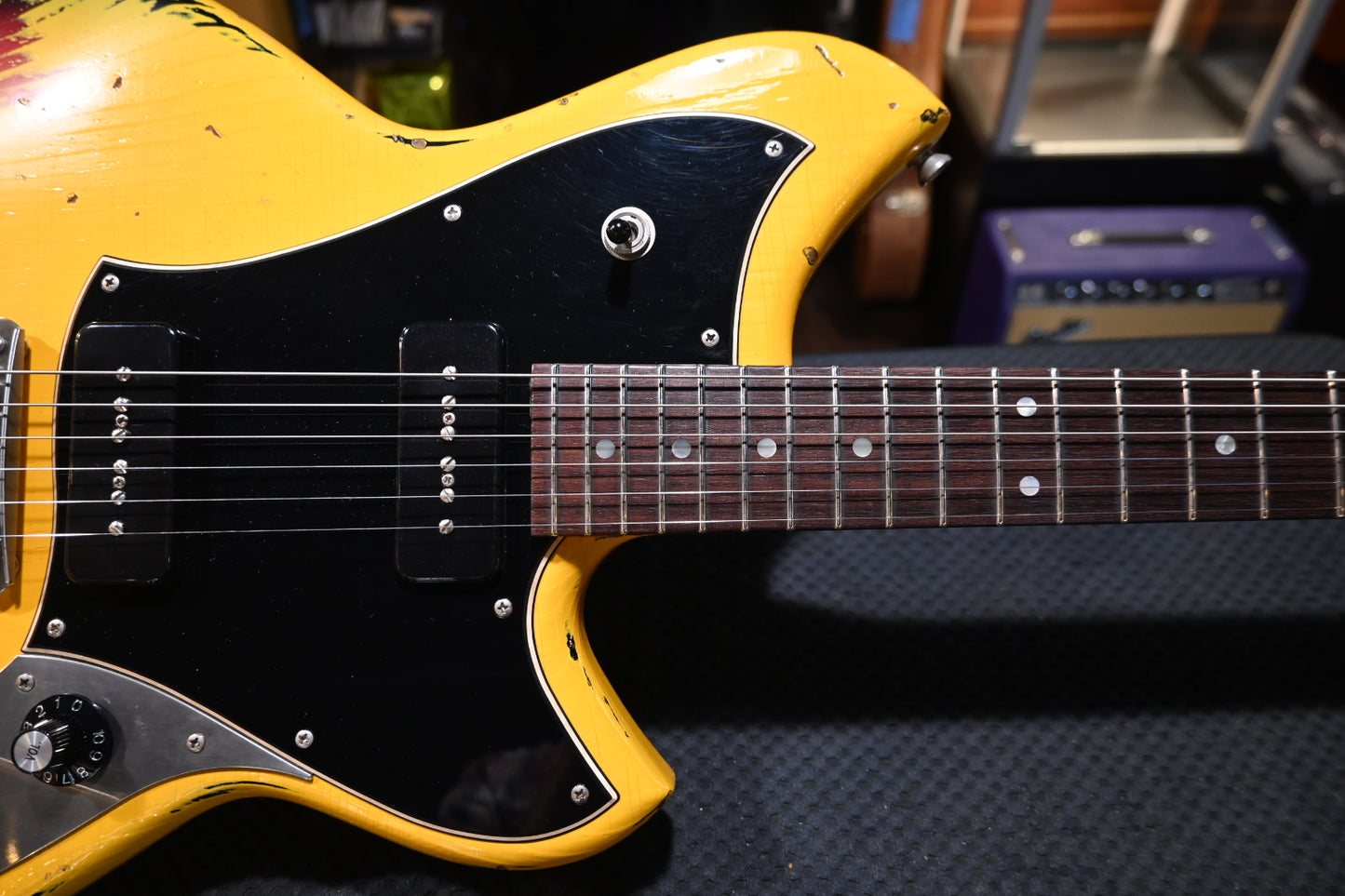 Novo Serus J - Vandalism Yellow over ‘64 3-Tone Burst Guitar #1490 - Danville Music