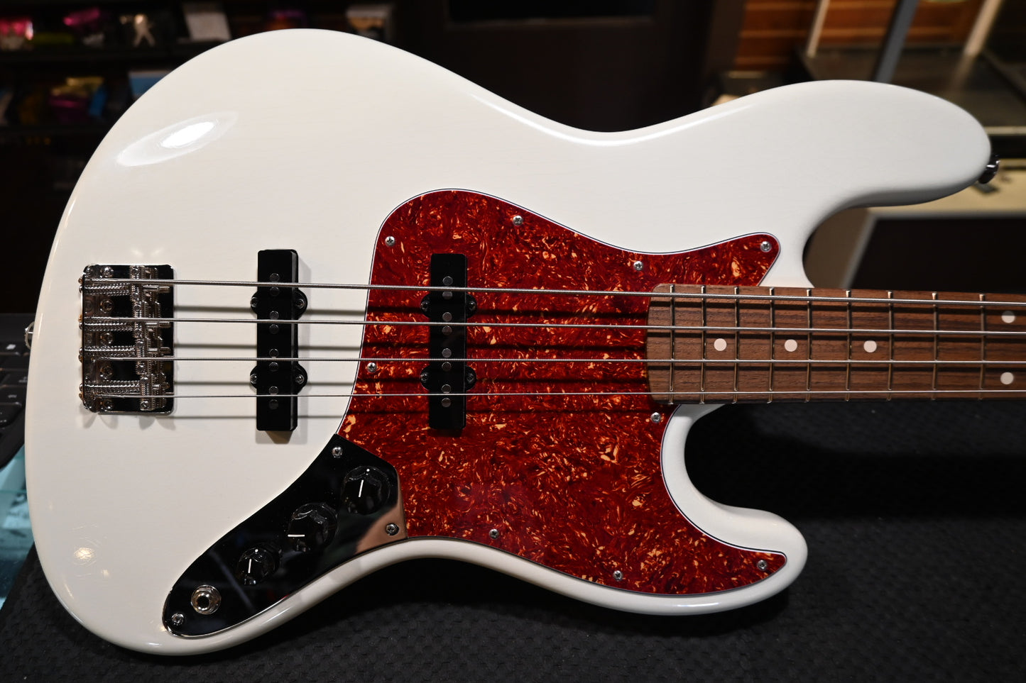 Suhr Classic J Antique - Olympic White Bass #0504 USED - Danville Music