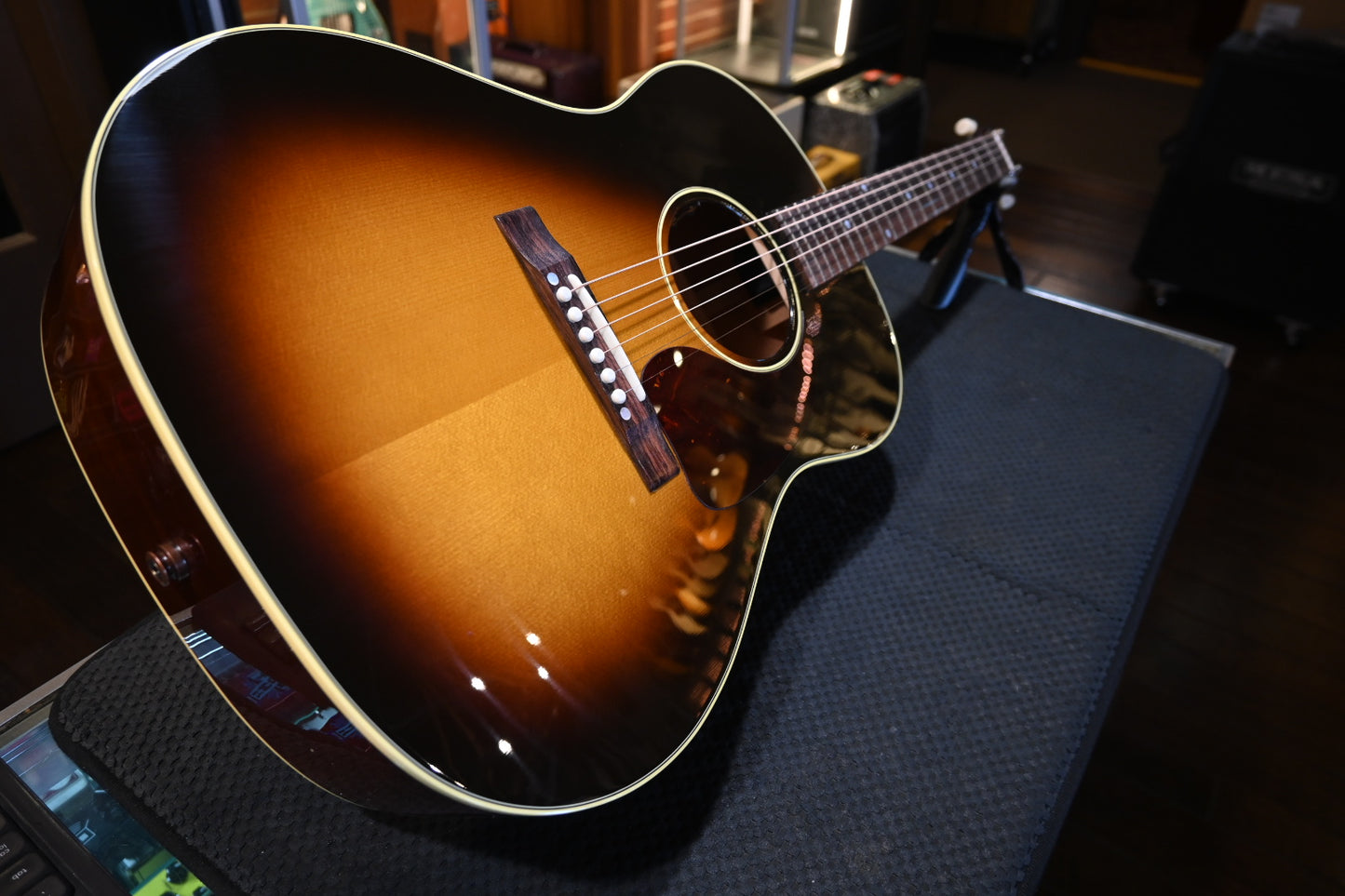 Gibson LG-2 ‘50s Original - Vintage Sunburst Guitar #5070 - Danville Music