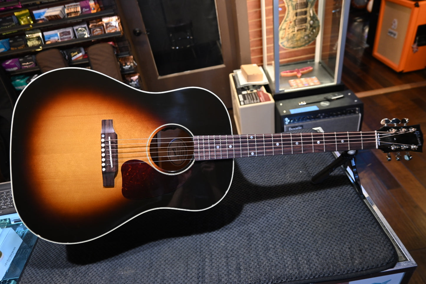 Gibson J-45 Standard - Vintage Sunburst Guitar #6064