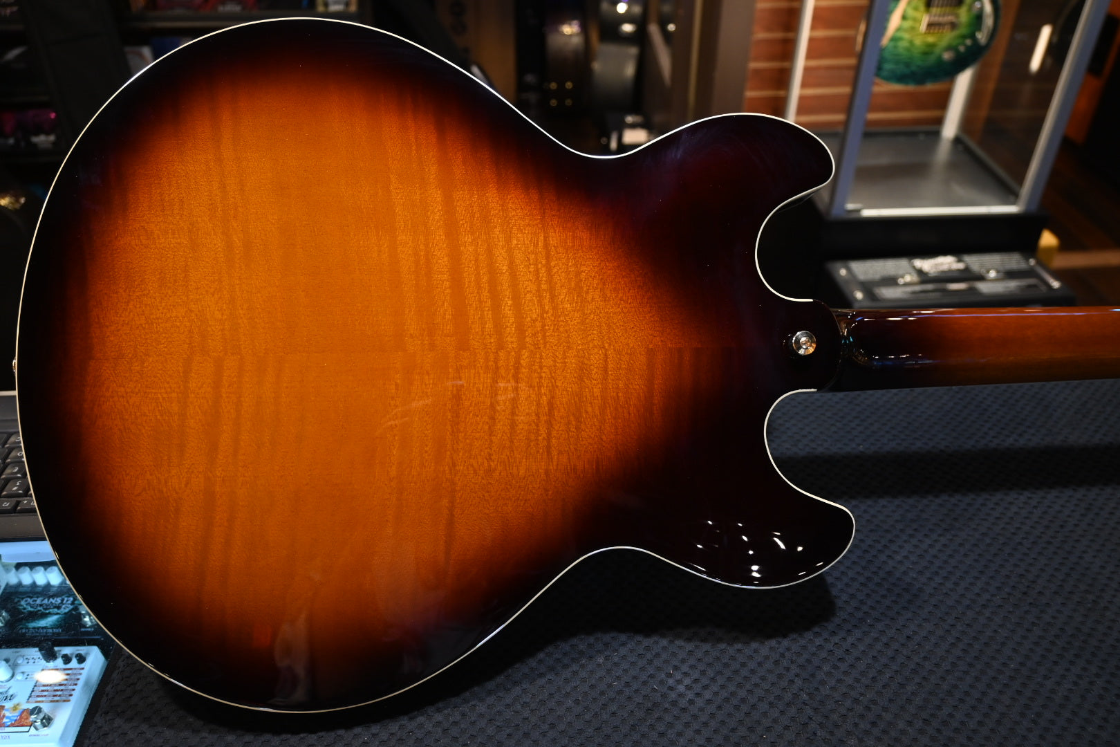 Yamaha SA2200 - Brown Sunburst Guitar #004E - Danville Music