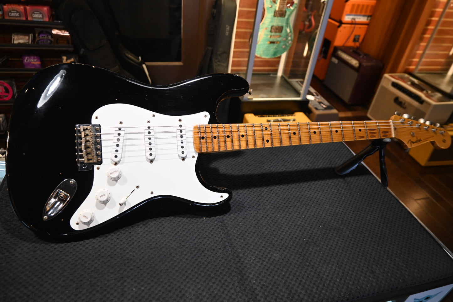 Fender Custom Shop 1955 Stratocaster Journeyman 2025 - Black Guitar #5969 - Danville Music