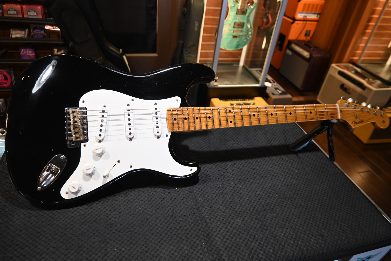 Fender Custom Shop 1955 Stratocaster Journeyman 2025 - Black Guitar #5969 - Danville Music