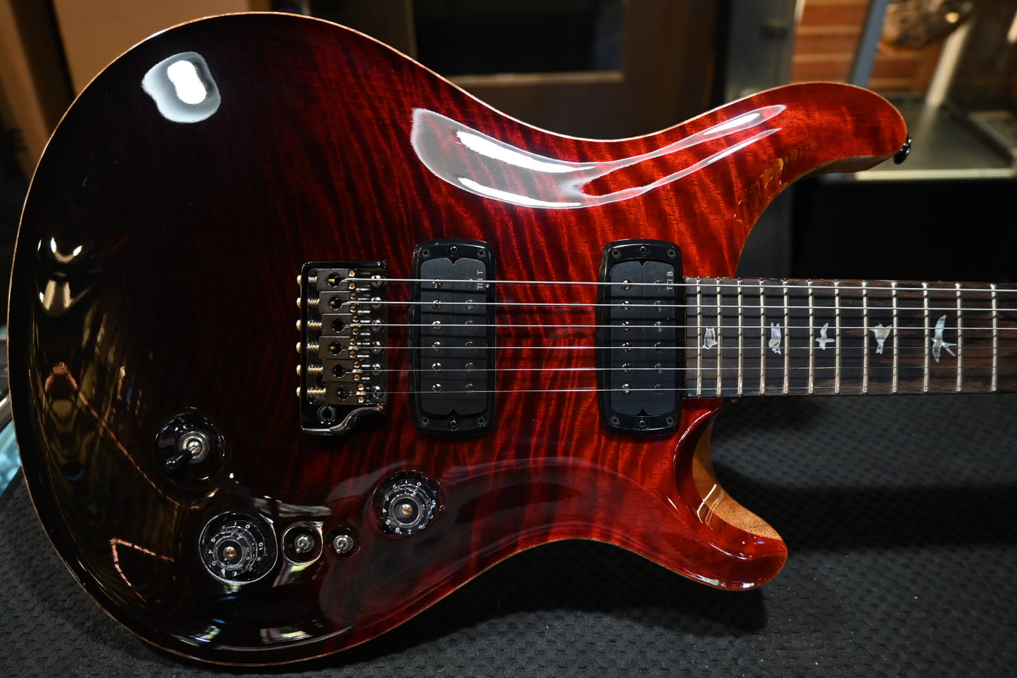 PRS Custom 24-08 Mango Limited Edition - Fire Red to Grey Black Fade Guitar #4078