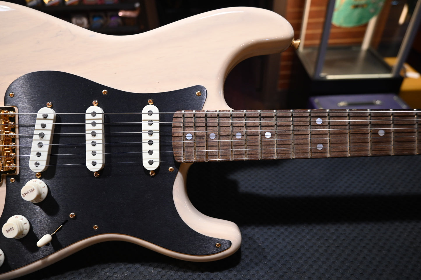 Fender Custom Shop B4 AM Custom Stratocaster RW NOS 2025 - Vintage Blonde Guitar #8103