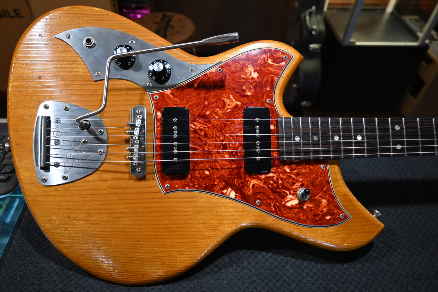 Novo Serus J Left-Handed - Amber Guitar #6792