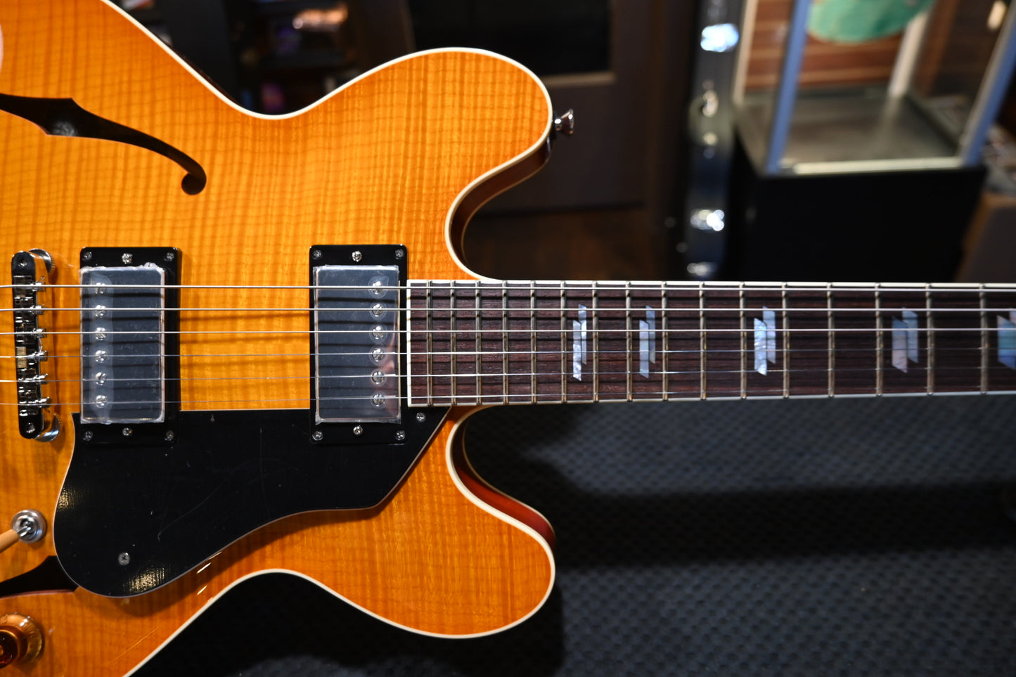 Collings I-35 - Amber Sunburst Guitar #1277 - Danville Music
