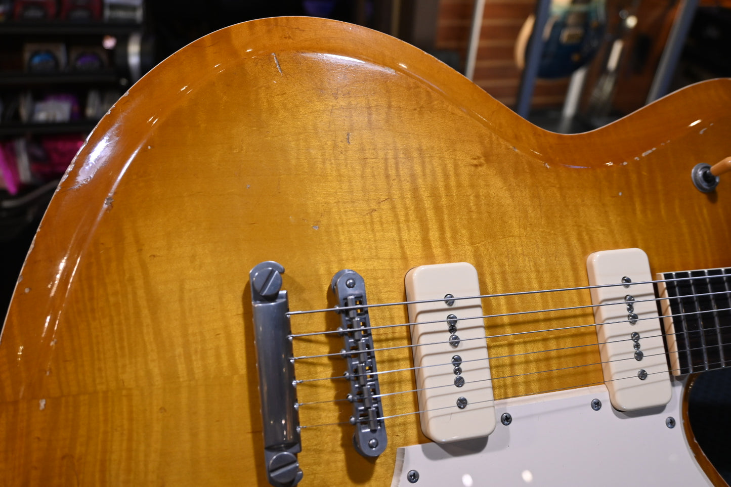 Novo Chambered Serus P2 Dealer Limited - Faded Tea Burst Guitar #5529