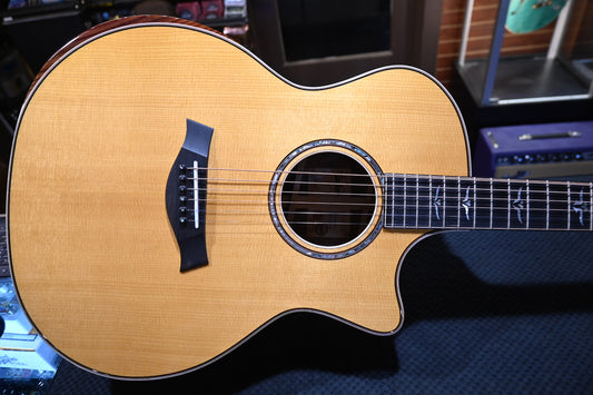 Taylor Custom 814ce Torrefied Spruce/Honduran Rosewood Guitar #5102