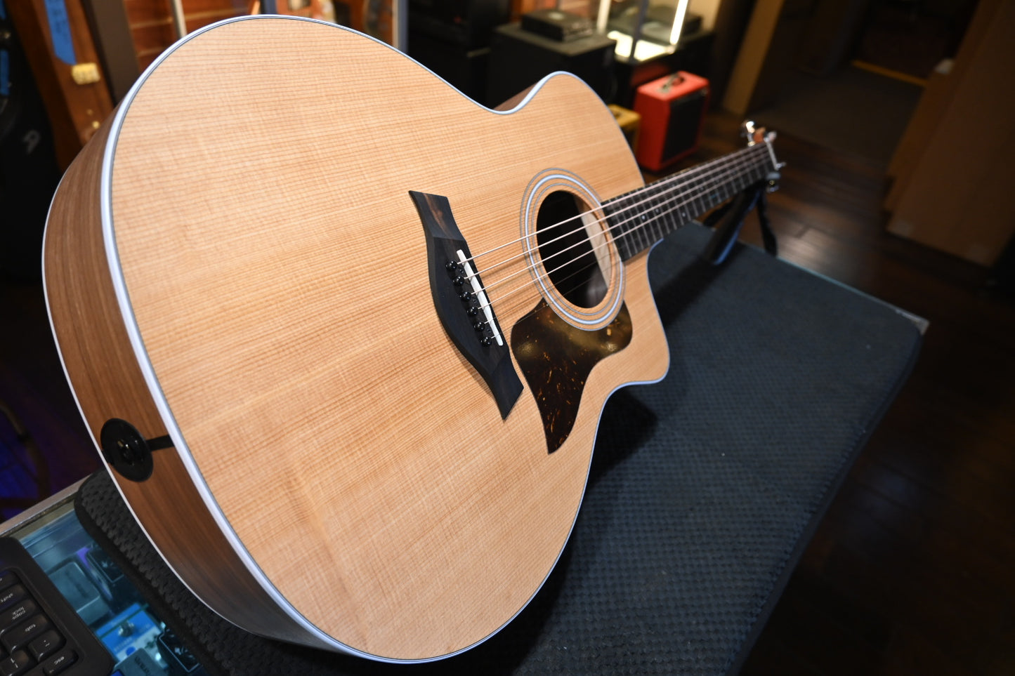 Taylor 214ce Guitar #4006