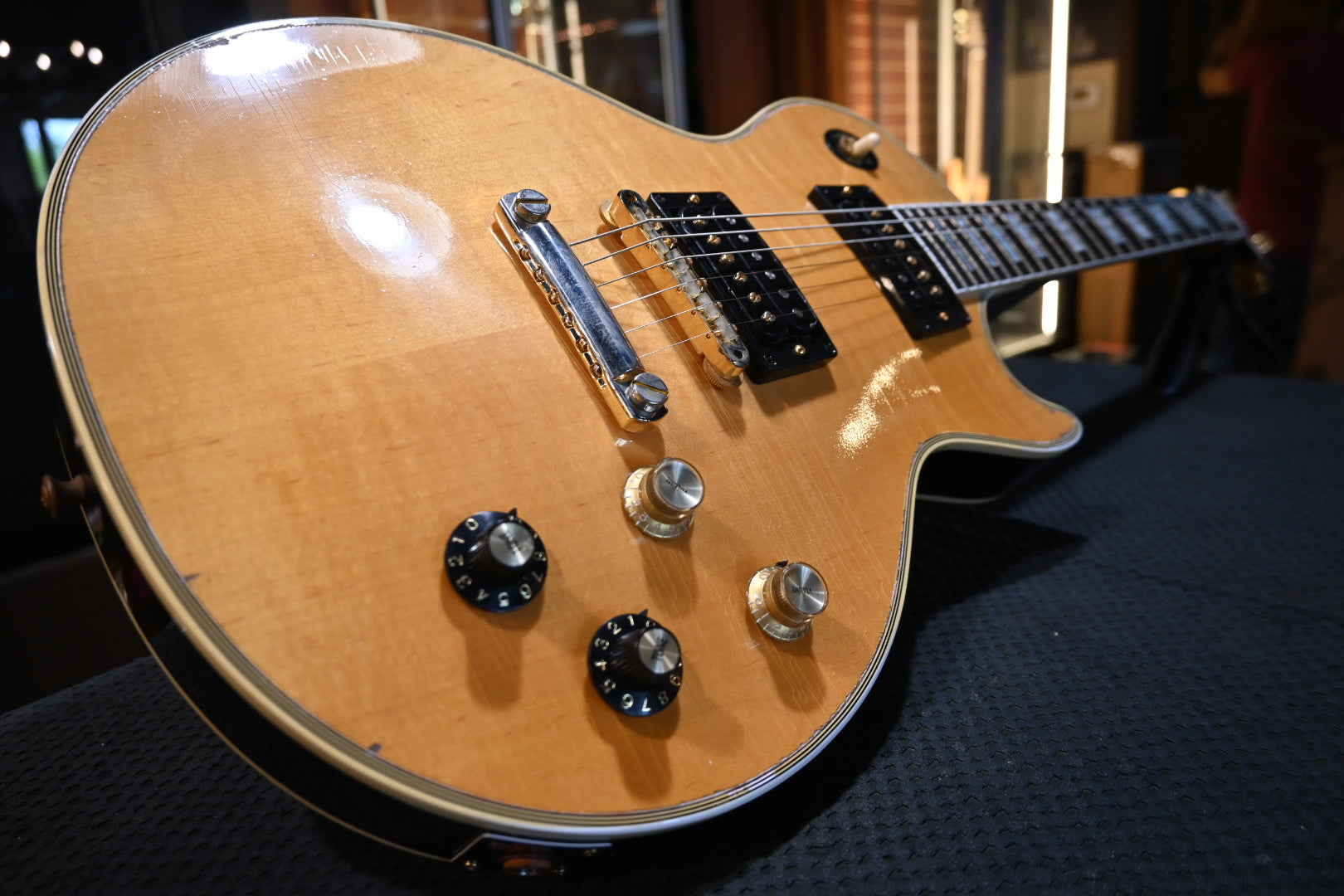 Gibson Custom Shop Mick Ronson 1968 Les Paul Custom Collector’s Edition - Antique Natural Guitar #092 - Danville Music