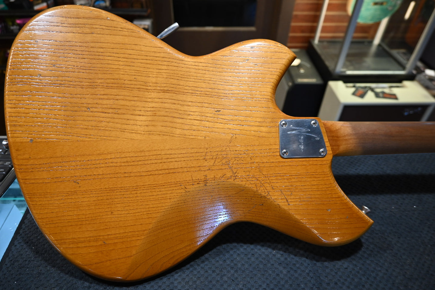 Novo Maple Top Miris JHH LTD - Amber Guitar #6531 - Danville Music