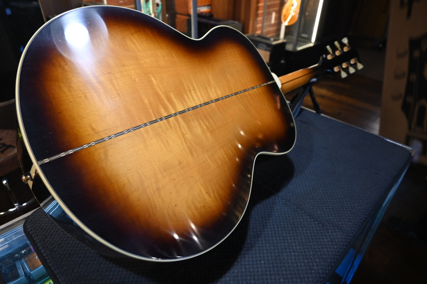 Gibson Custom Shop 1957 SJ-200 Murphy Lab Light Aged - Vintage Sunburst Guitar #4001