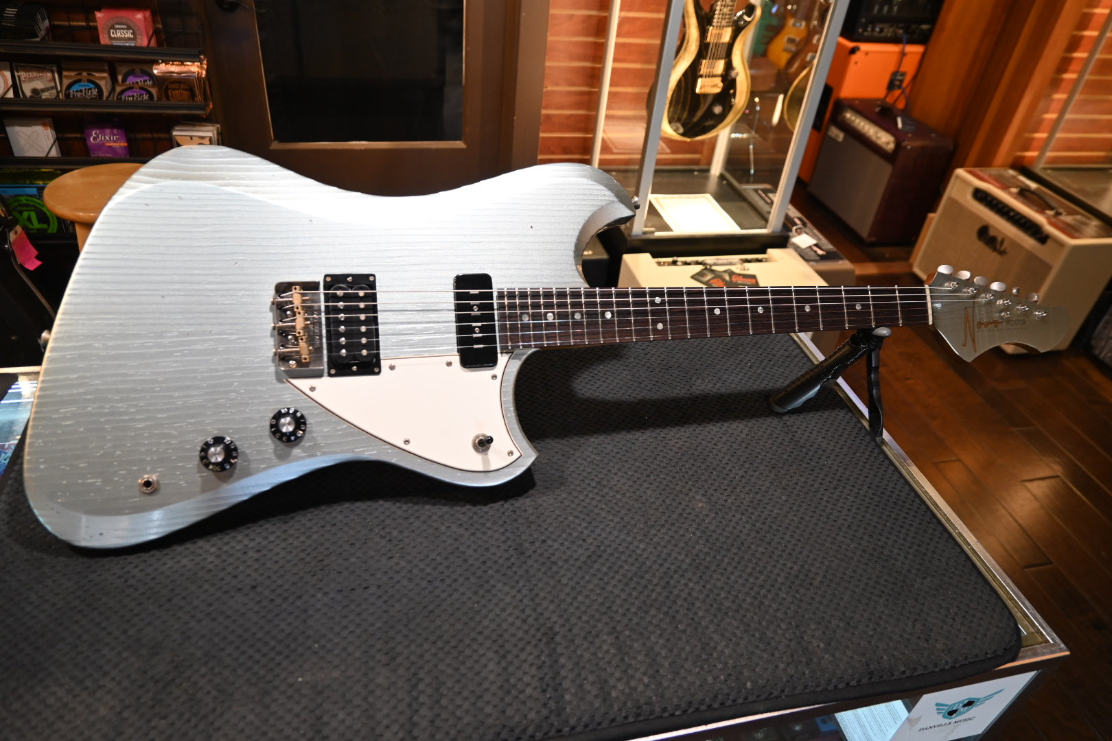 Novo Nucleus Voltur V2 - Ice Blue Metallic Guitar #2639 - Danville Music