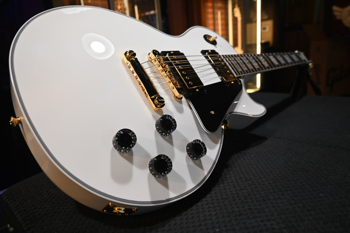 Gibson Custom Shop Les Paul Custom - Alpine White Guitar #2509